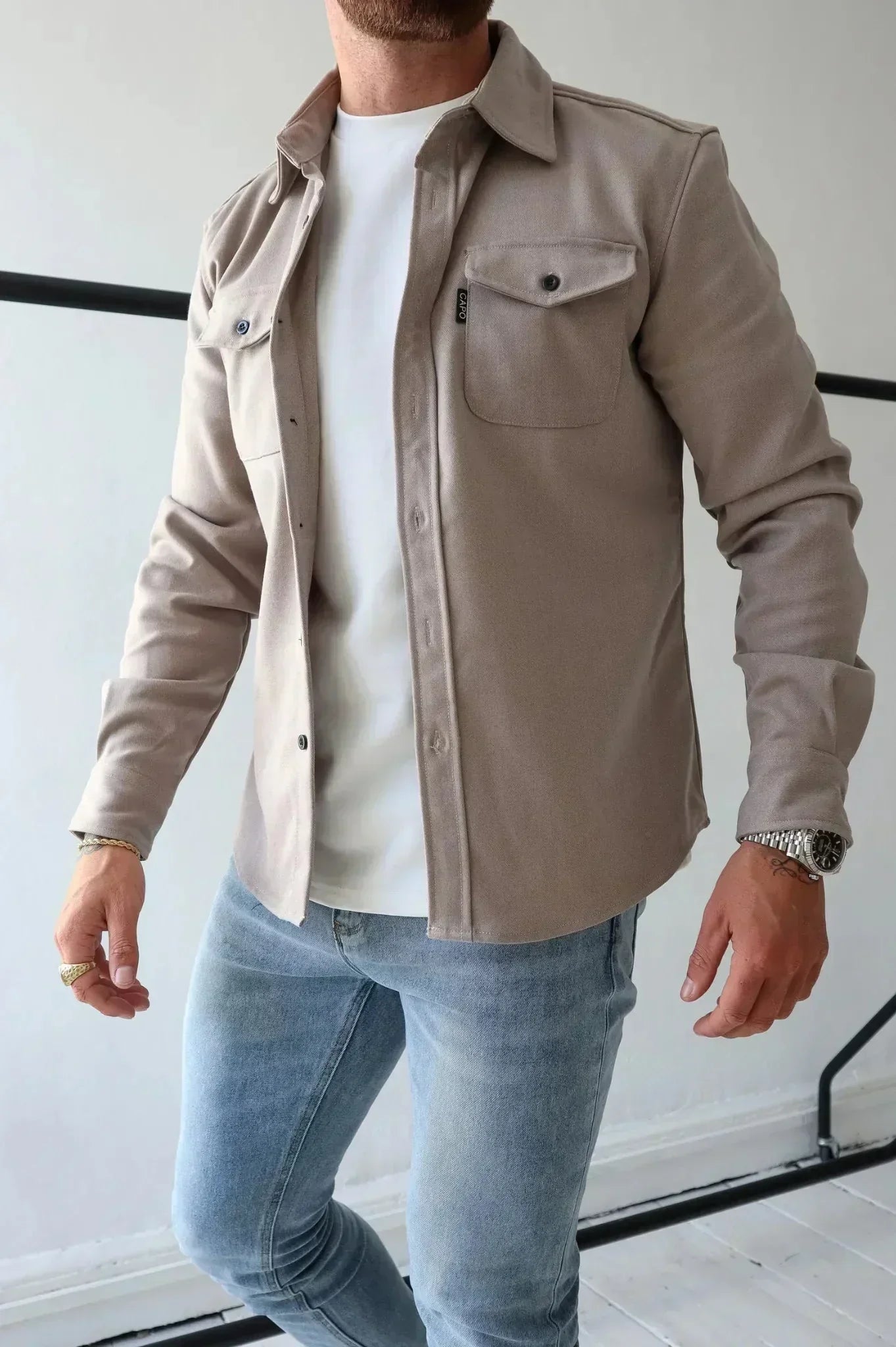 Herren Overshirt Jacke | Lässige Schicht mit sauberem und modernem Schnitt