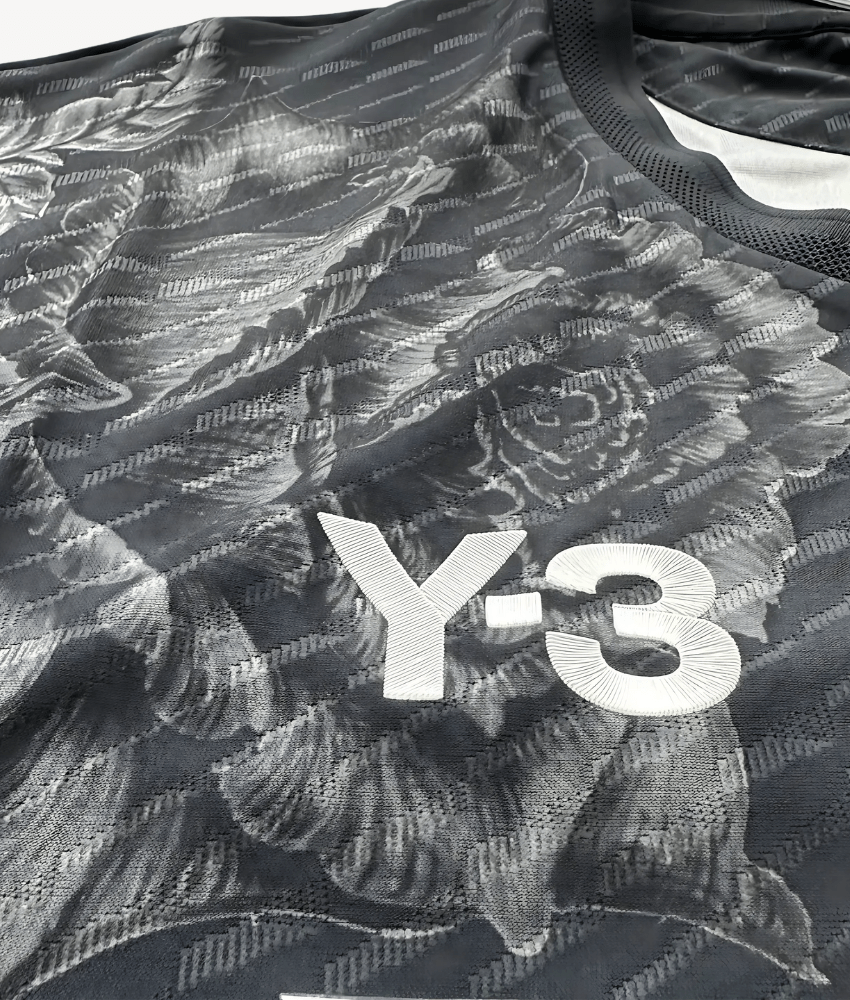 Real Madrid Trikot 2023/24 Y-3 Collab Schwarz